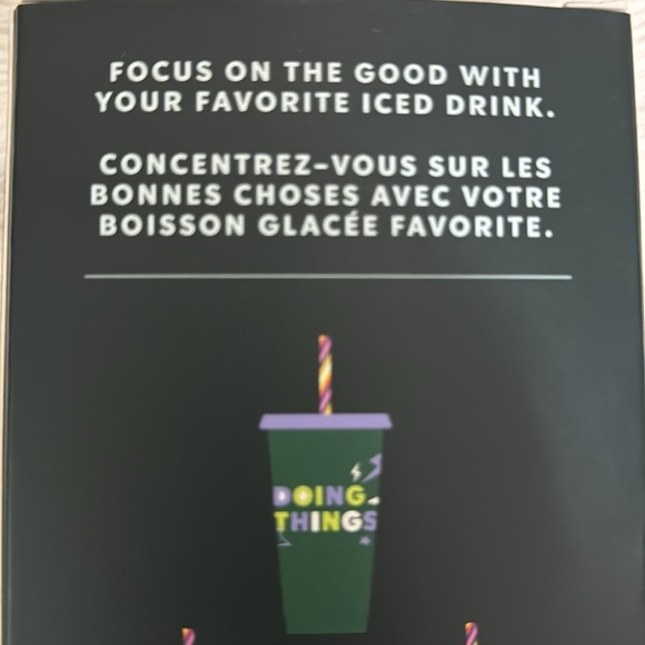 NEW IN BOX. STARBUCKS 5 REUSABLE MULTICOLOR CUPS, LIDS&STRAWS. POSITIVE SAYINGS - Picture 3 of 8